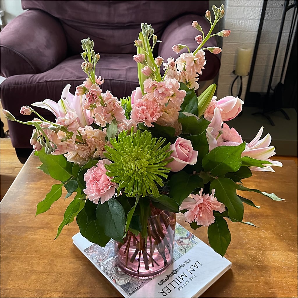 Pretty in Pink Bouquet – Beantown Florist, Everett MA