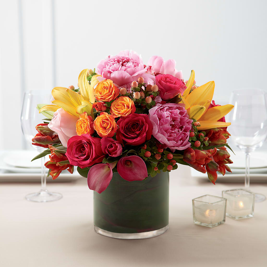 Color Mix Arrangement – Beantown Florist, Everett MA