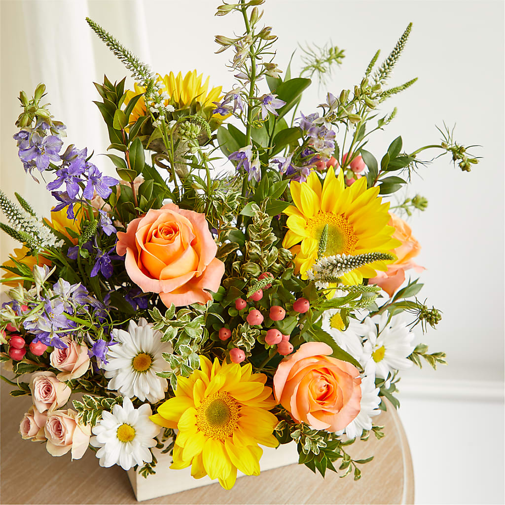 The Good Life Bouquet –  Beantown Florist, Everett MA