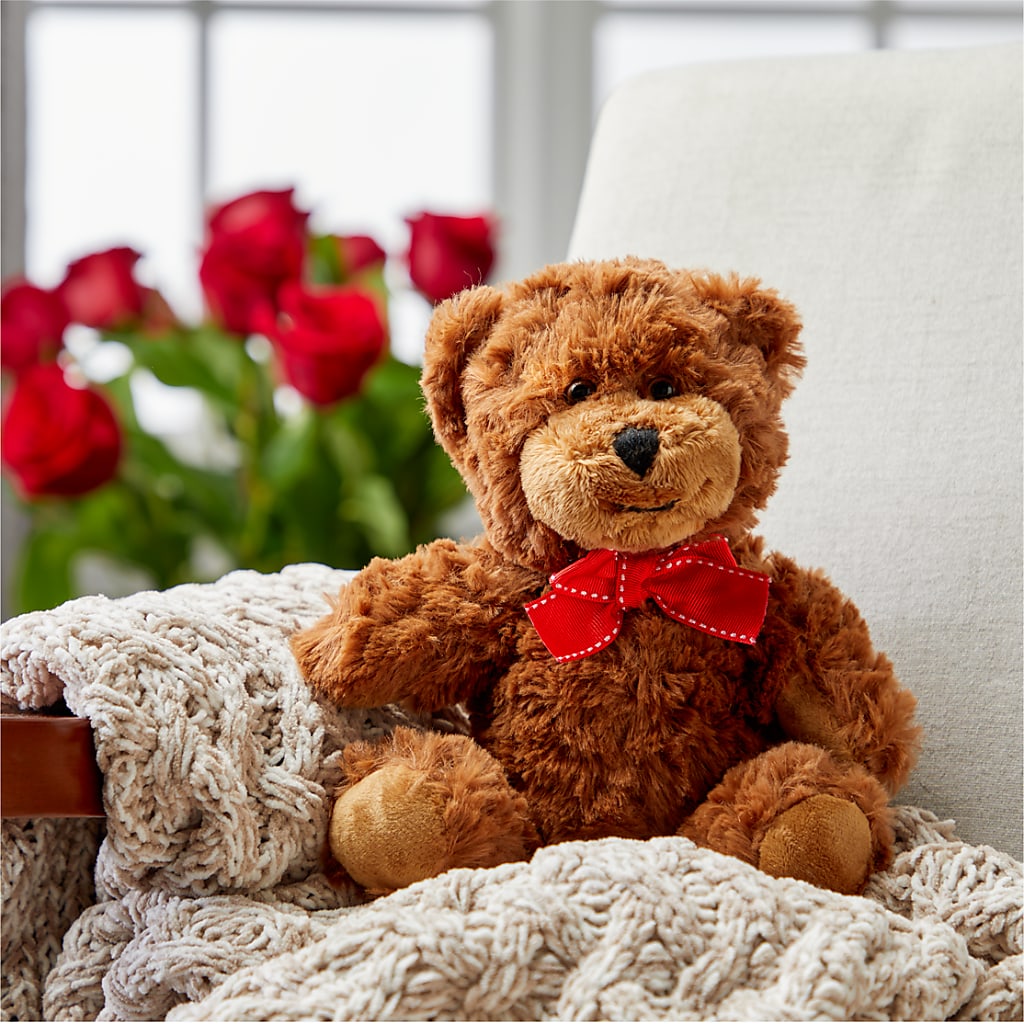 Romantic Long Stem Red Rose Bouquet Bundles –  Beantown Florist, Everett MA