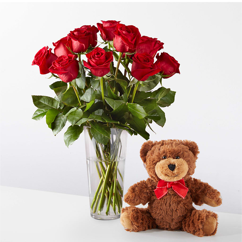 Romantic Long Stem Red Rose Bouquet Bundles –  Beantown Florist, Everett MA