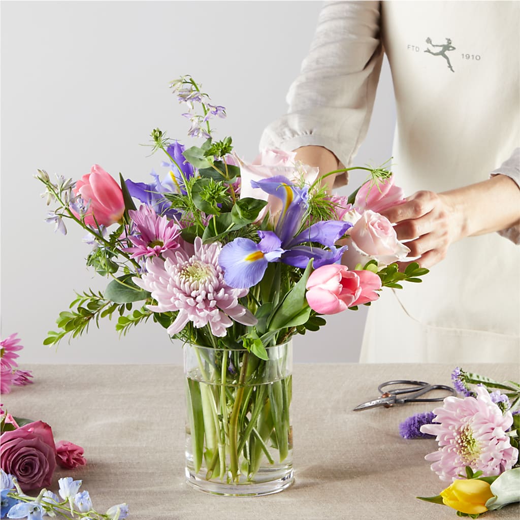 Pastel Tradition - A Florist Original –  Beantown Florist, Everett MA