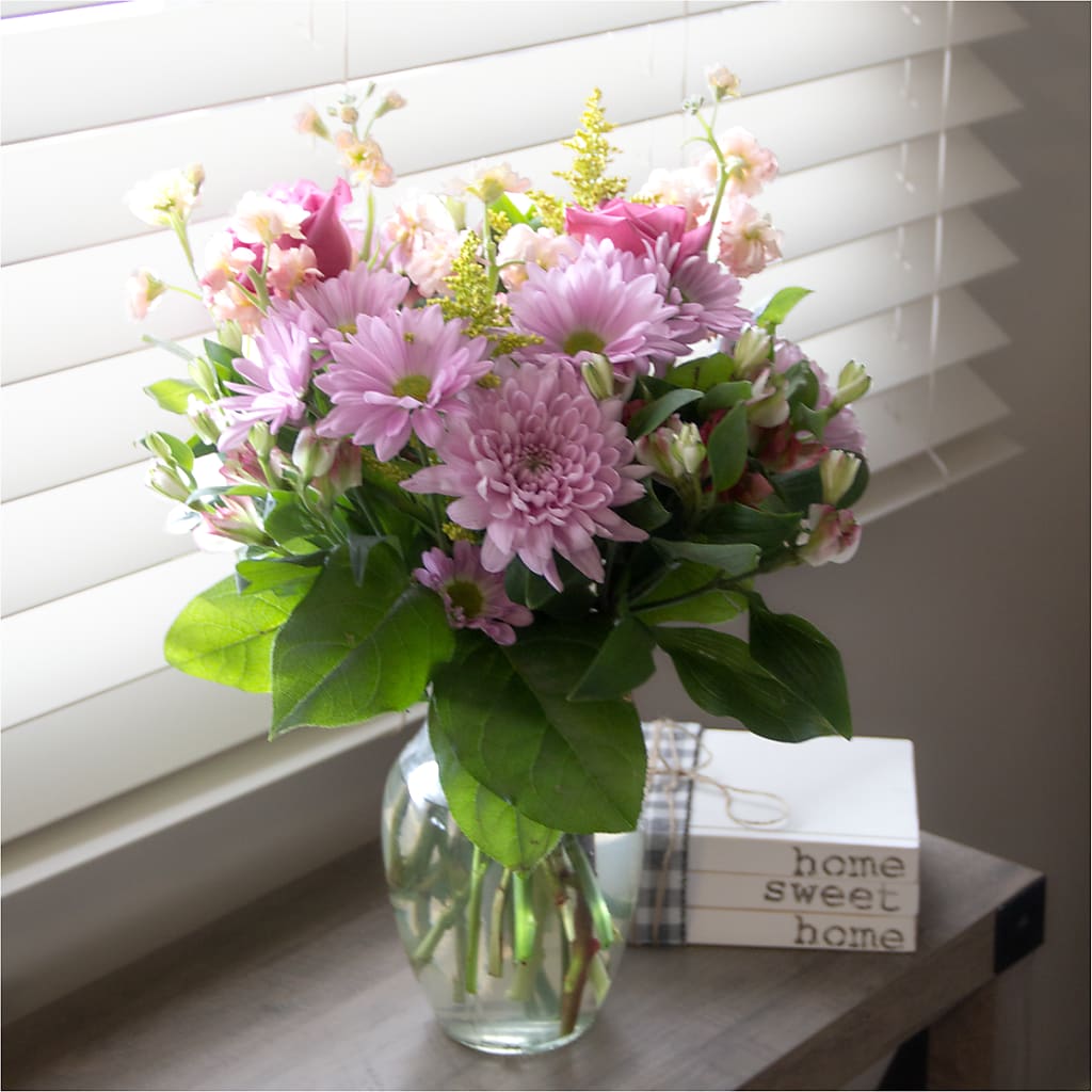 Pastel Tradition - A Florist Original –  Beantown Florist, Everett MA
