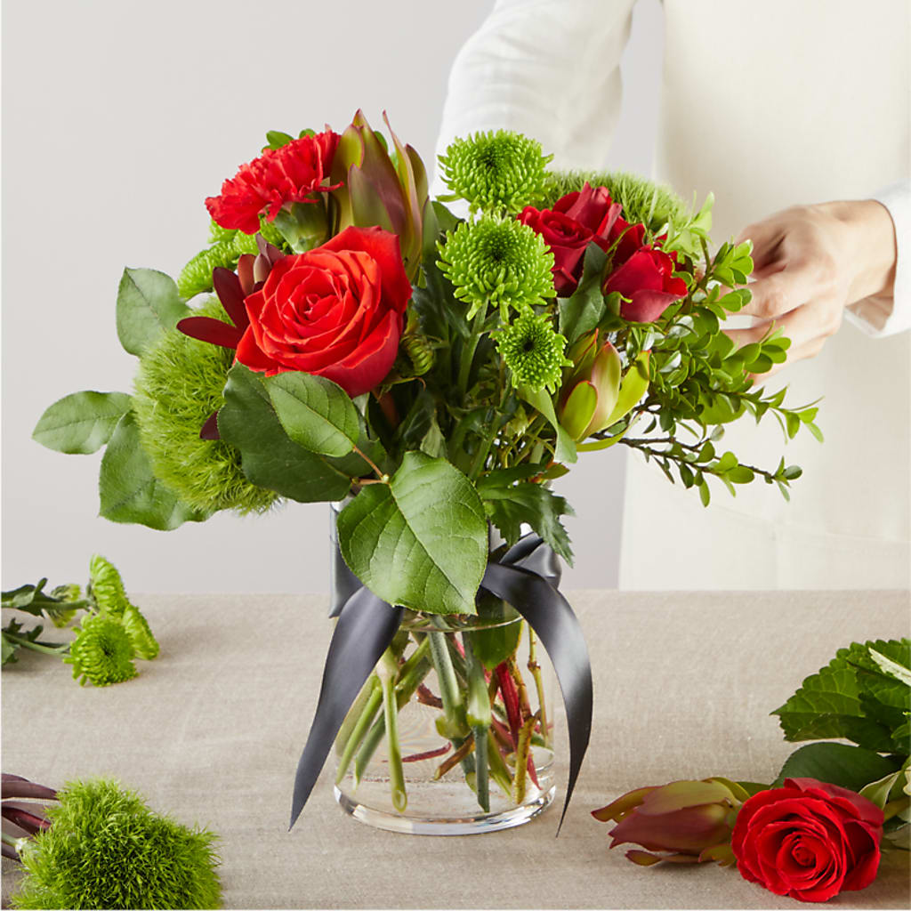 Heritage Kindle – A Florist Original –  Beantown Florist, Everett MA