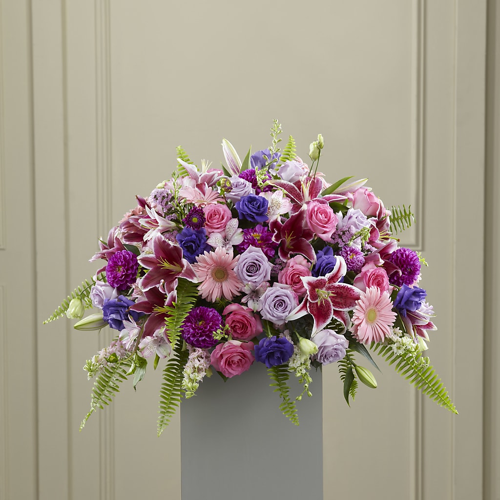 Fare Thee Well Pedestal –  Beantown Florist, Everett MA