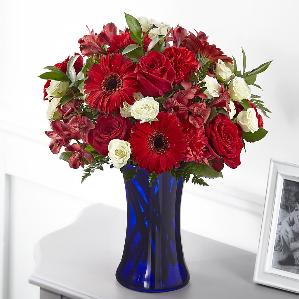 Hearts Embrace Bouquet –  Beantown Florist, Everett MA