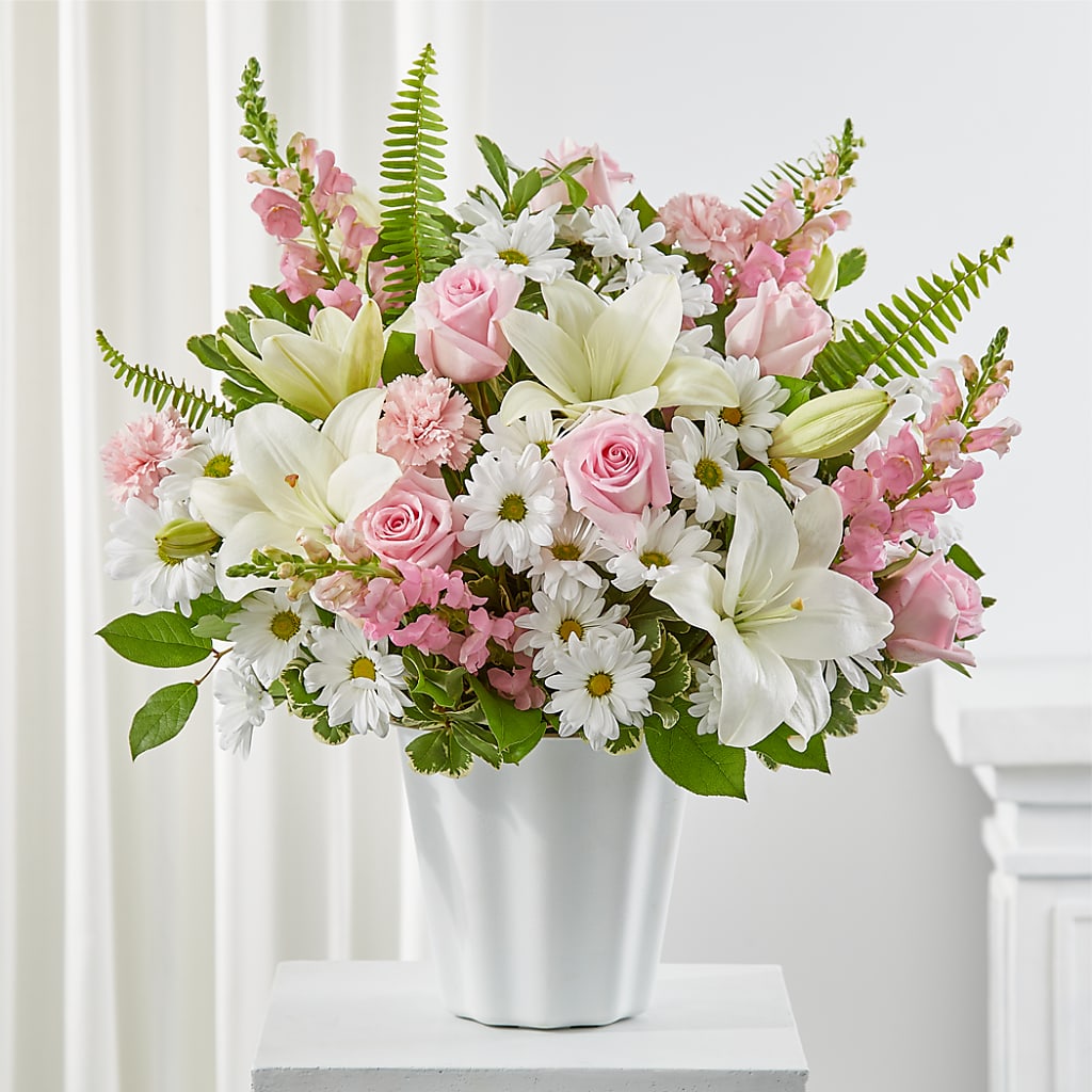 Soft Touch Tabletop Basket –  Beantown Florist, Everett MA