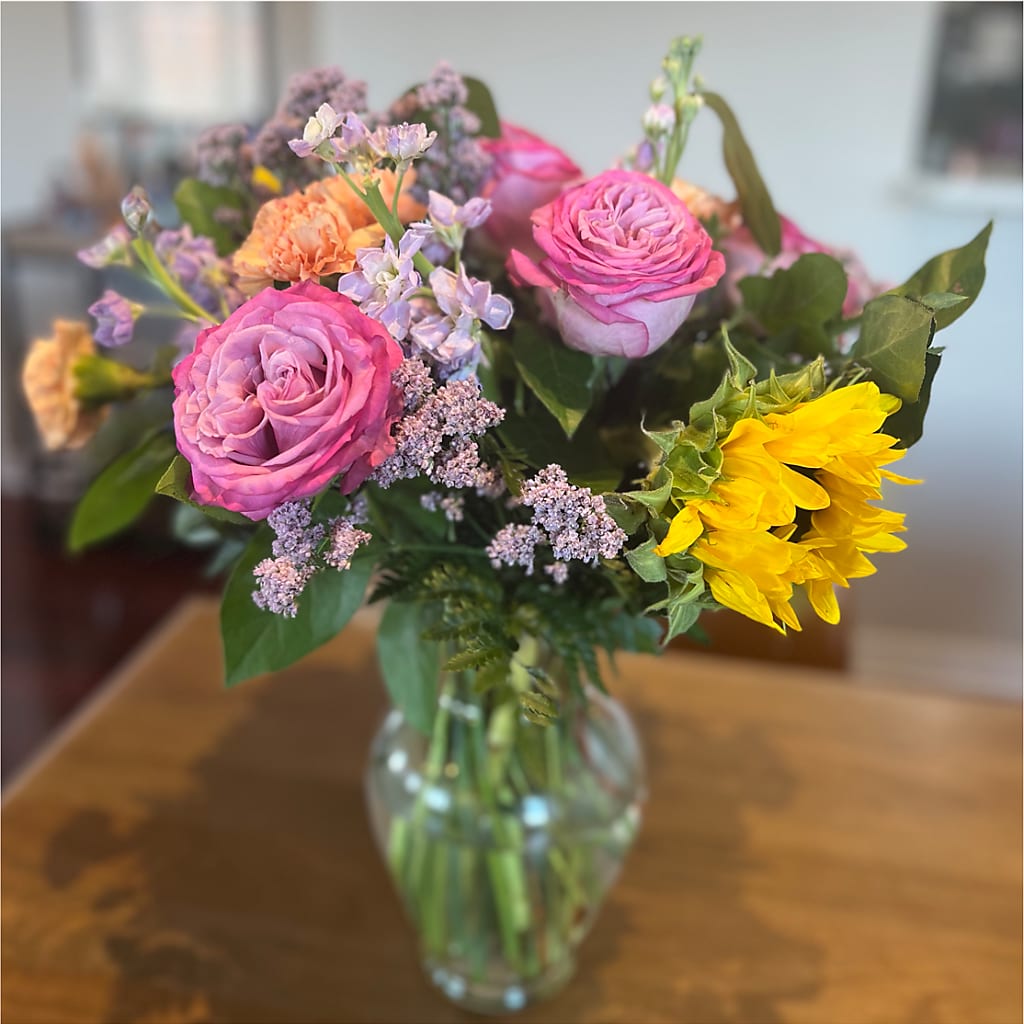 Yellow Brick Road Bouquet –  Beantown Florist, Everett MA