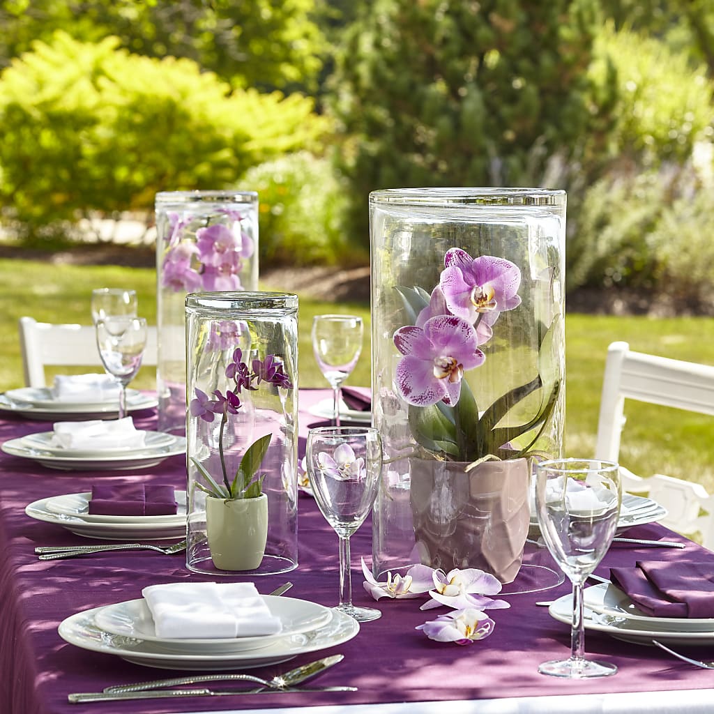 Dramatic Garden Centerpiece –  Beantown Florist, Everett MA