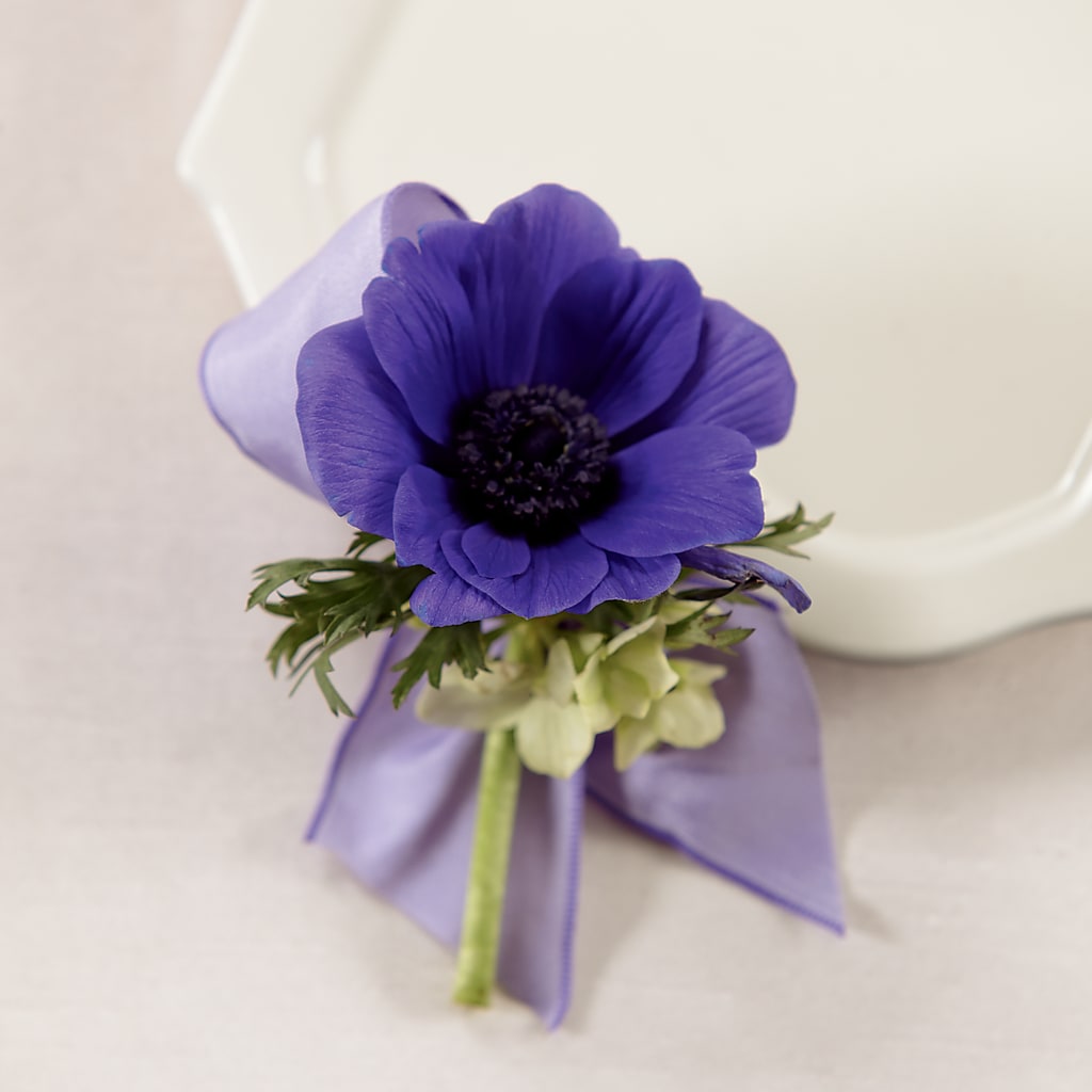Purple Passion Boutonniere –  Beantown Florist, Everett MA