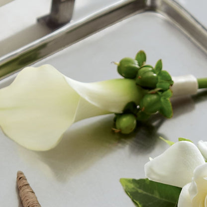 White Calla Boutonniere –  Beantown Florist, Everett MA